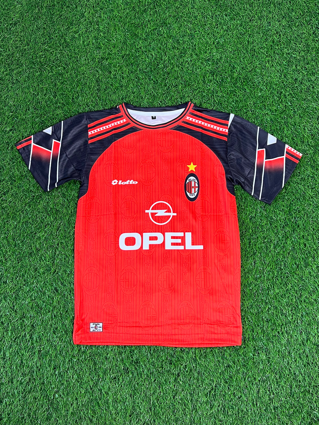 AC Milan 1997-98 Home Jersey